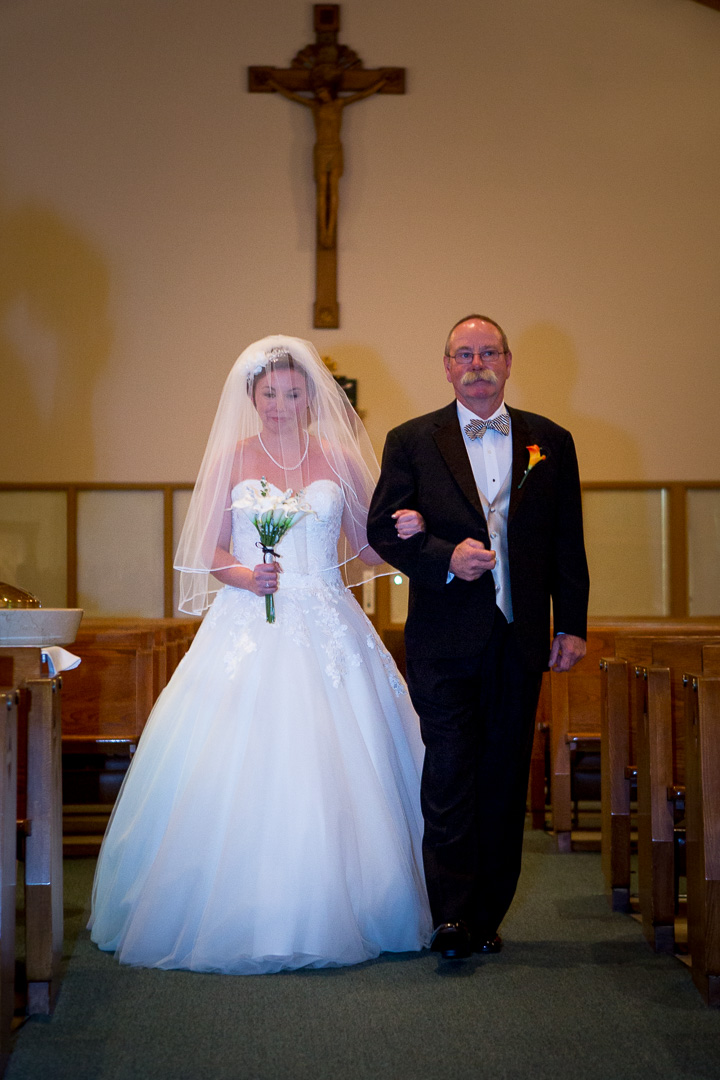 Randall Kenneth Photography - Ashley walking down the Isle with her father